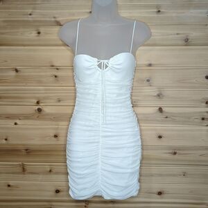 Princess Polly Dress Womens 4 White Ruched‎ Mini Dress